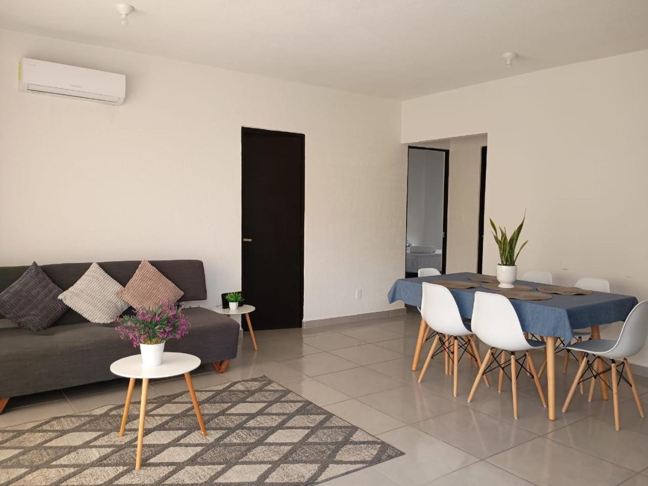 Departamento Familiar En Poligono Sur, A 25 Min De Las Playas Y 5 Min Del Santuario Desatadora De Nudos Appartement Cancún